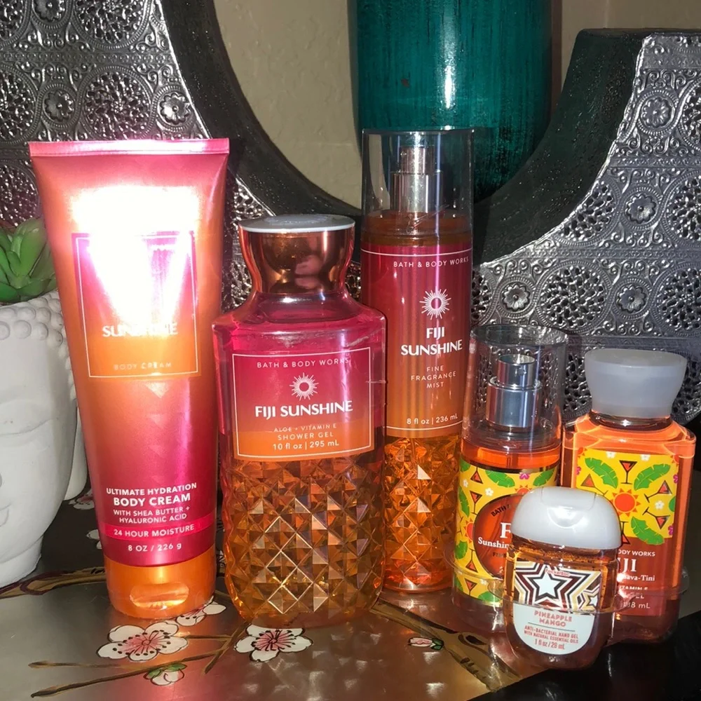 Bath and bodyworks Fiji Sunshine gift set - Picture 1 of 4